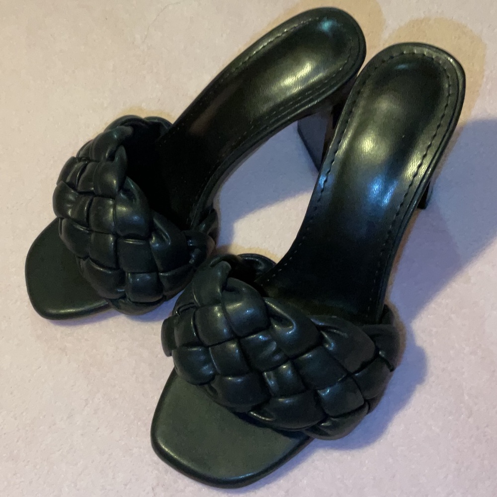 Black braided mules